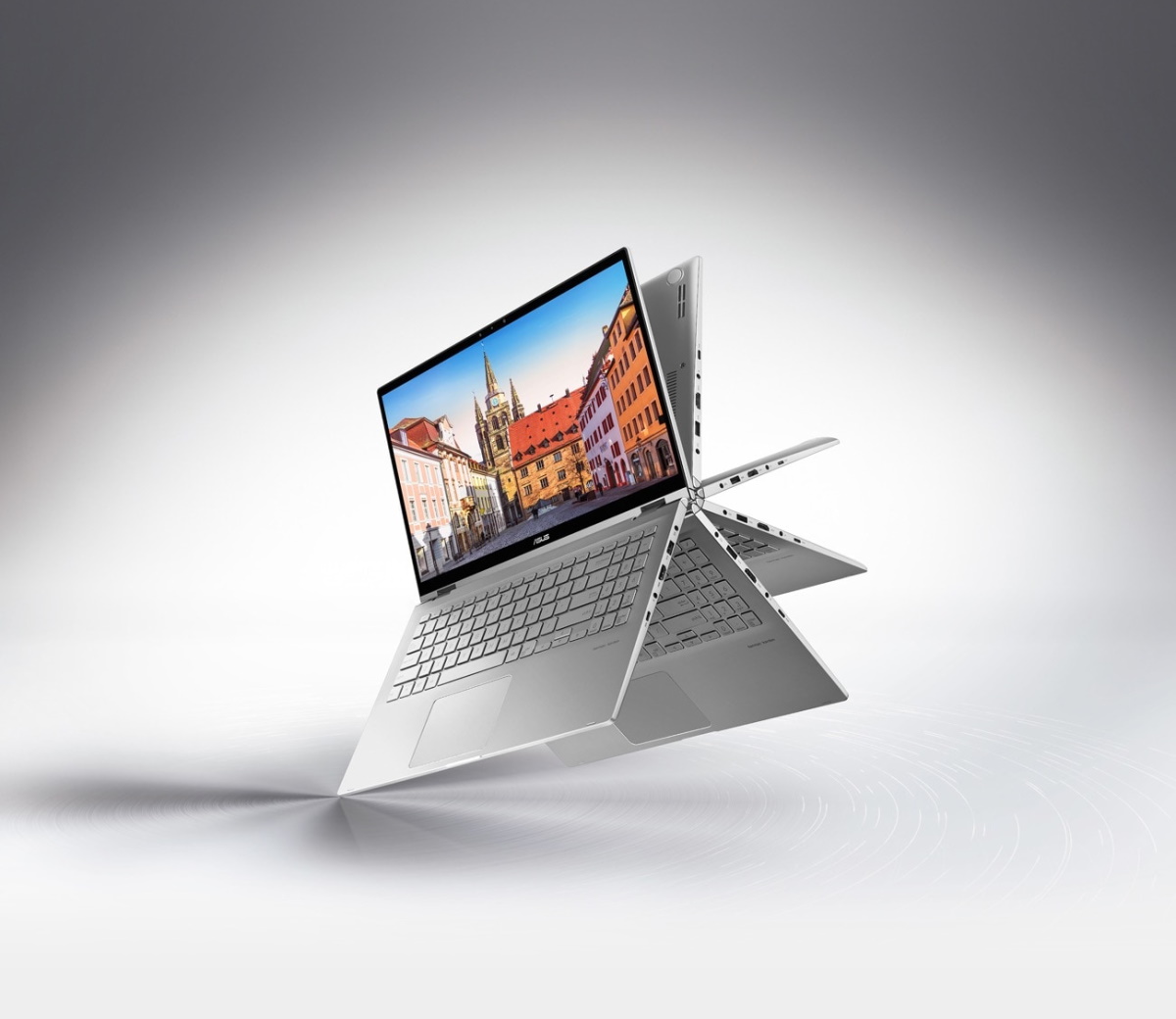 ASUS ZenBook 2 in 1/ 15.6” FHD Touchscreen Laptop / Ryzen 7 5700U / 8GB